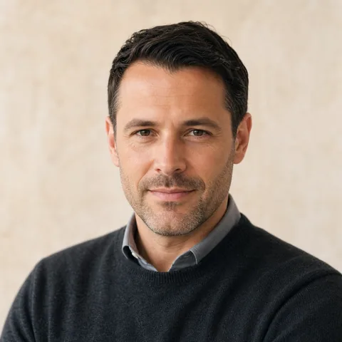 Dr. Tobias Hartmann